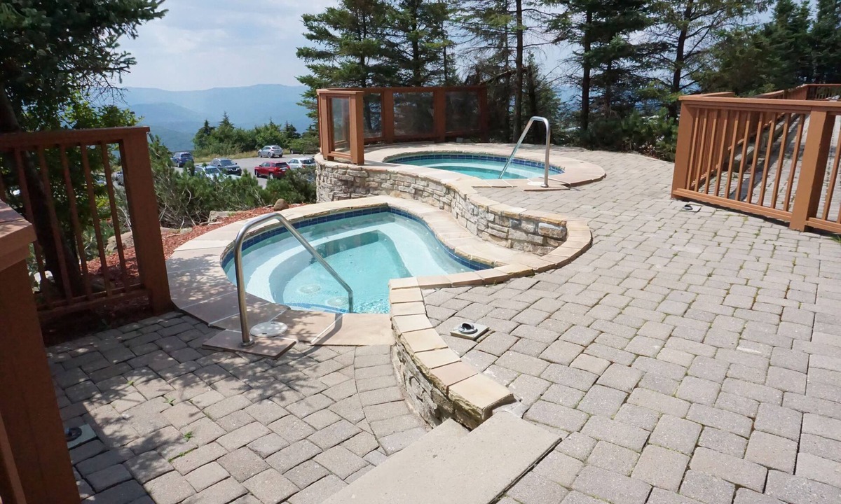 Edray Condo | 1 Bedroom RIMFIRE 305 HEART OF THE VILLAGE MOUNTAIN VIEWS