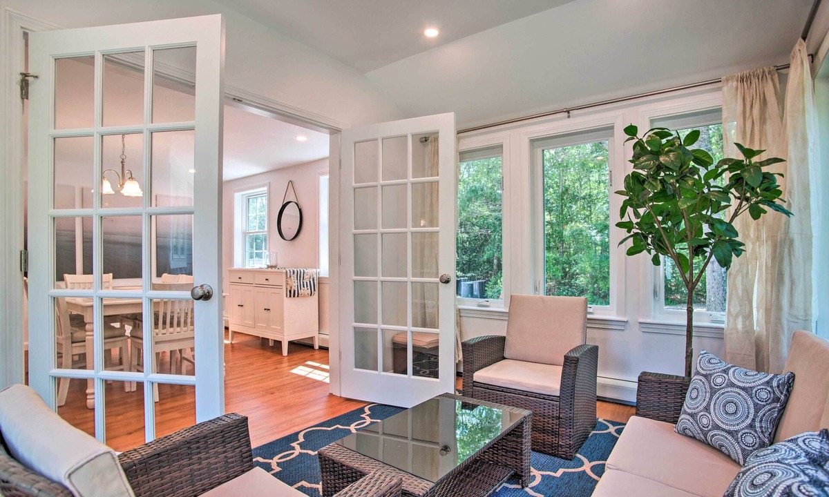 East Falmouth Cottage | 1 Mi to Beach: Home w/Deck & BBQ in East Falmouth