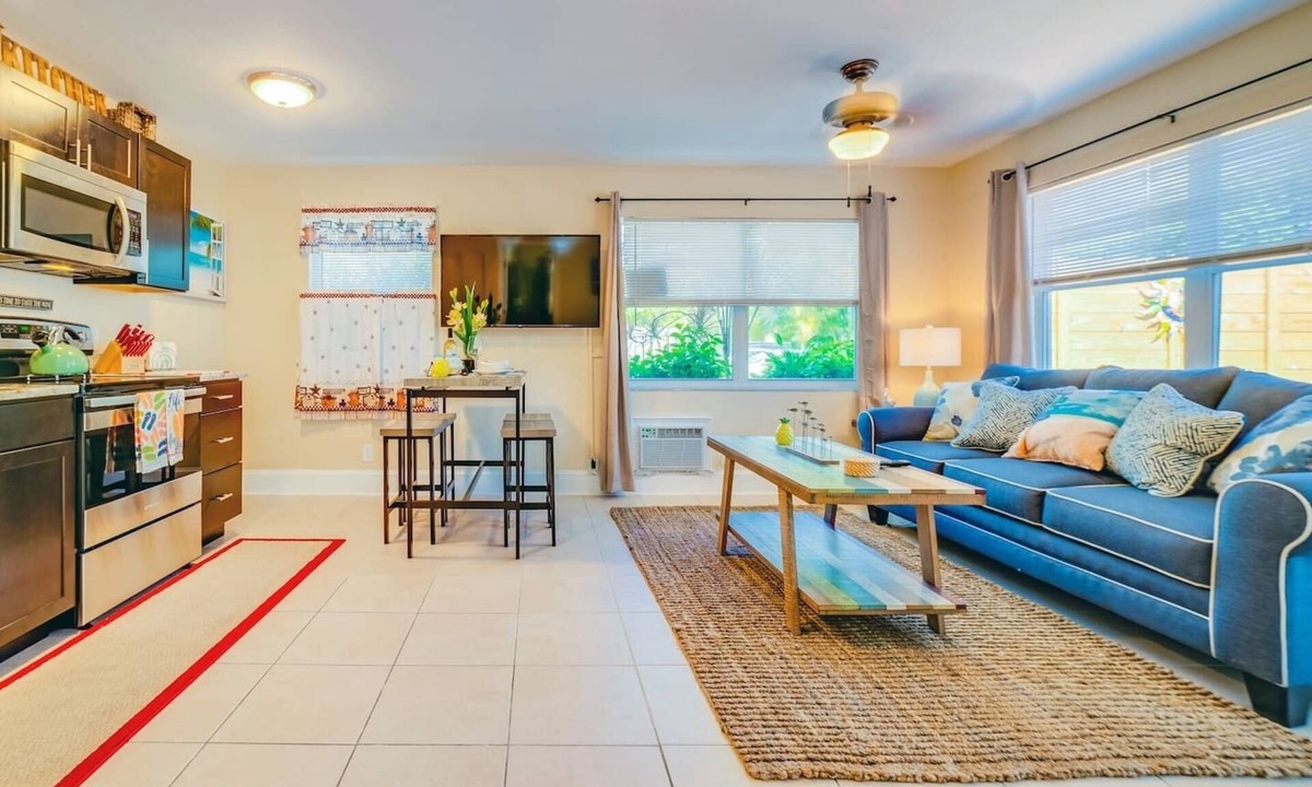 Poinsettia Heights Apartment | #1: Private Patio, 1BR, walk to Whole Foods