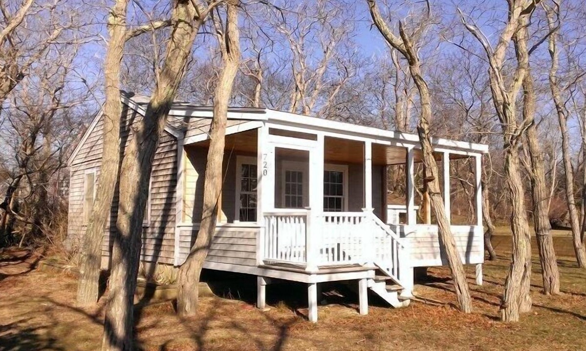 Campground Landing Cottage | 100 Yards from Campground Beach! (1856)