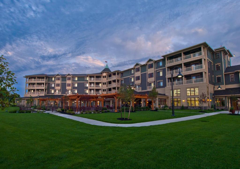 Clayton Hotel | 1000 Islands Harbor Hotel