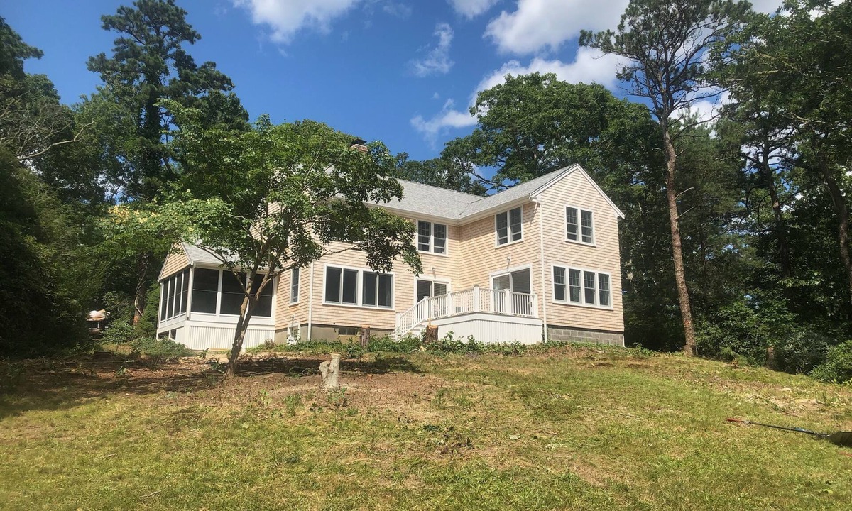 Sandwich House | 111 Popple Bottom- Newly remodeled, central a/c, private pond beach access