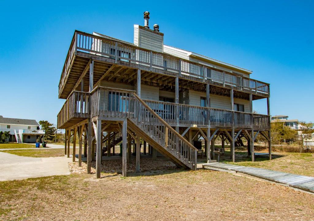 Whalehead Beach House | 1484 - Beachin It by Resort Realty