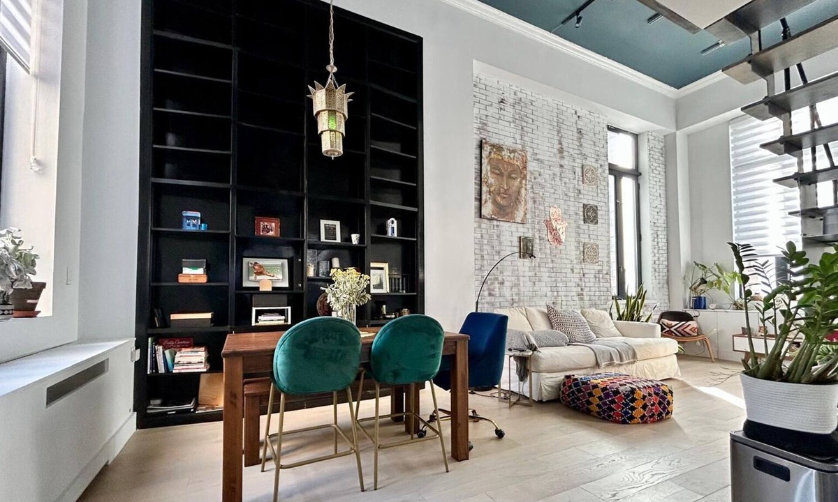 Central Park West Condo | 15-foot High Ceiling 1 Bedroom Loft Condo Close to Central Park with AC Sunlight