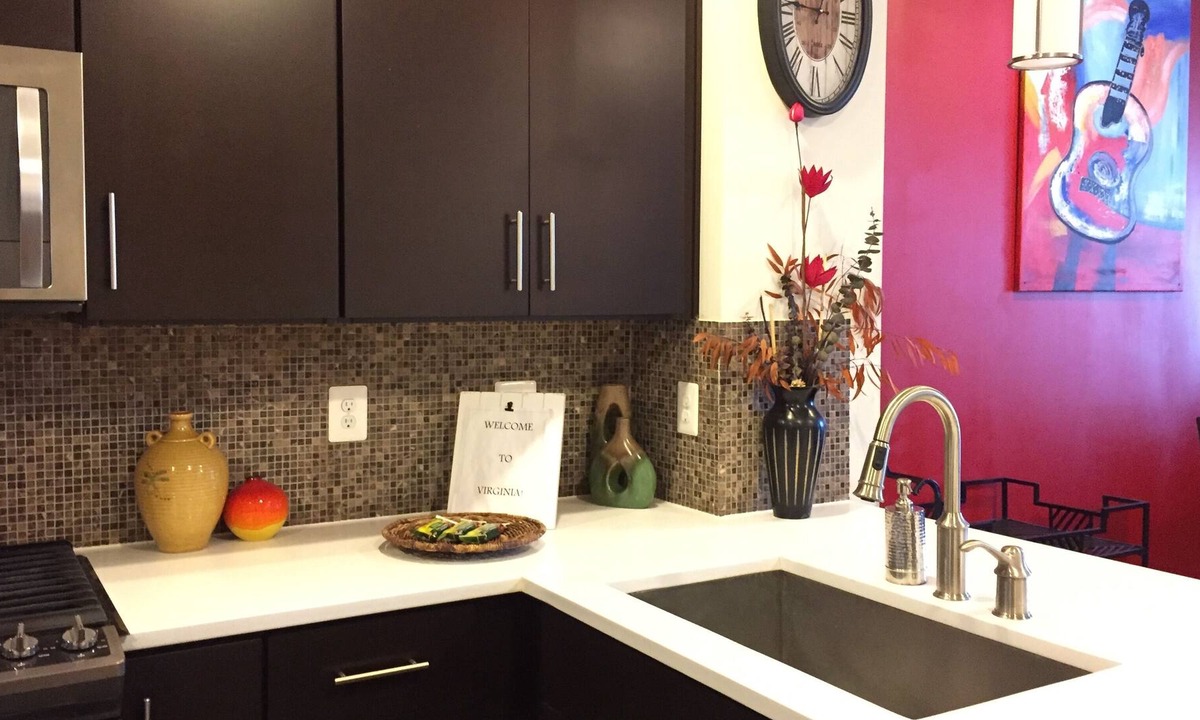 Potomac West House | 15 mins away from DC and 5 mins from Old Town Alexandria