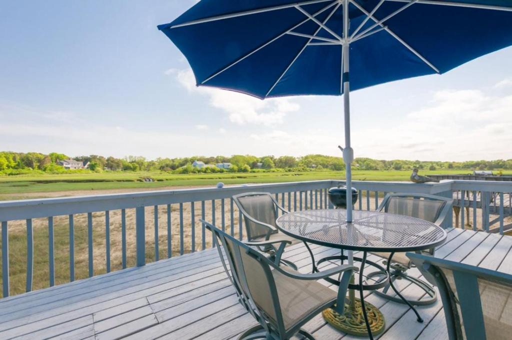 East Sandwich House | 168 #8 North Shore Boulevard Tidal View #8 East Sandwich - Cape