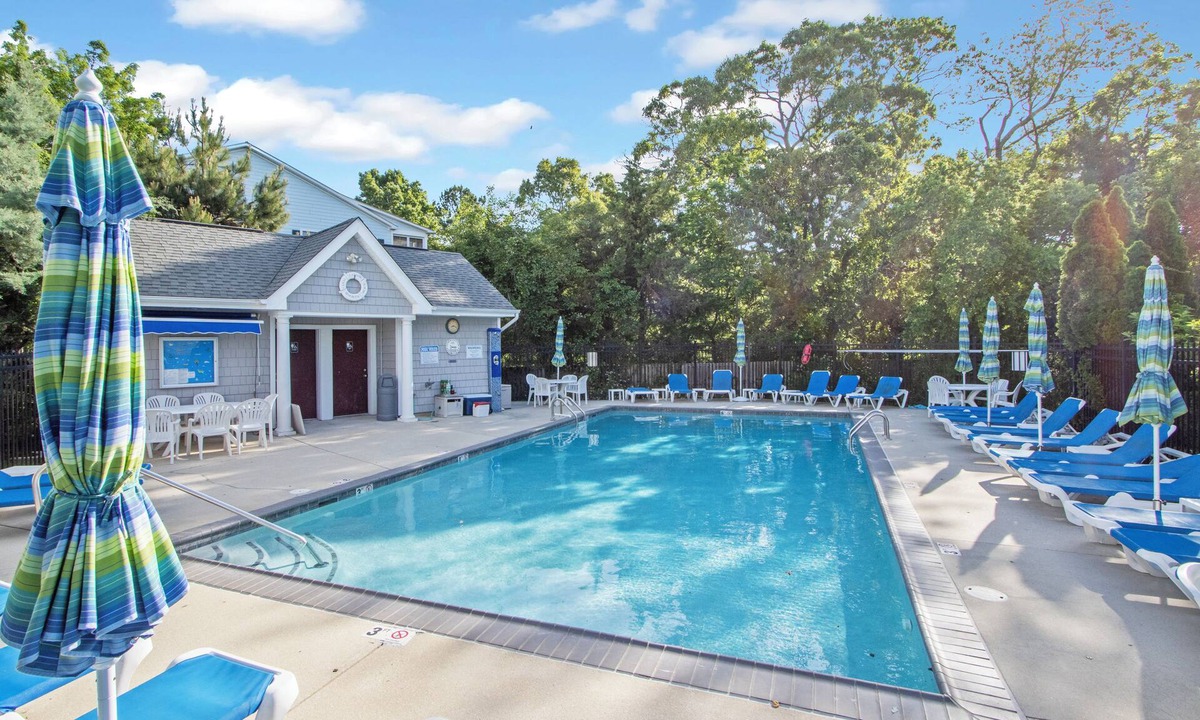 Country Club Estates House | 17 Canal Landing Ct. - Luxury Townhome with access to Private Community Dock and Heated Pool!