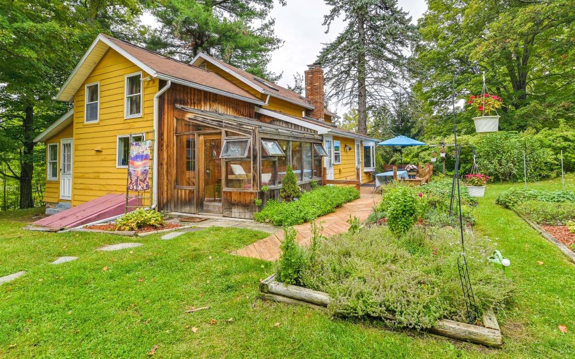 Canandaigua House | 176 m² House ∙ 3 bedrooms ∙ 8 guests