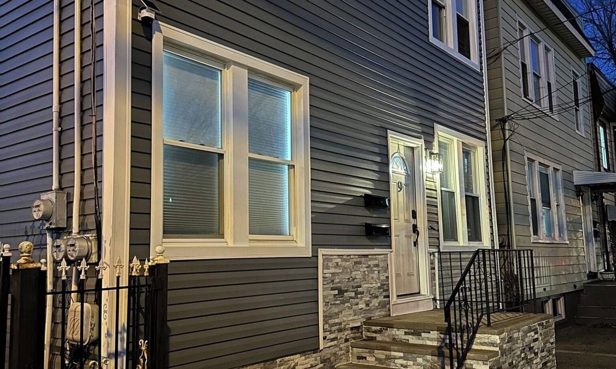 Ampere Apartment | 2-Bedroom Apt w/AC in Belleville - Near MetLife Stadium & NYC