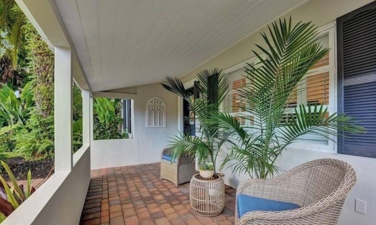 Tarpon River House | 2-bedroom charming house in Fort Lauderdale & walking distance to Las Olas Blvd.