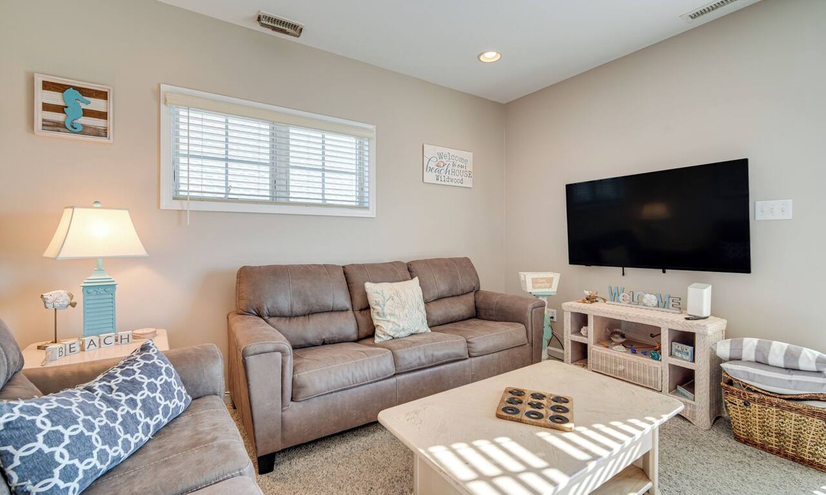 Wildwood Condo | 2 Blocks to Beach: Cozy Retreat in Wildwood!