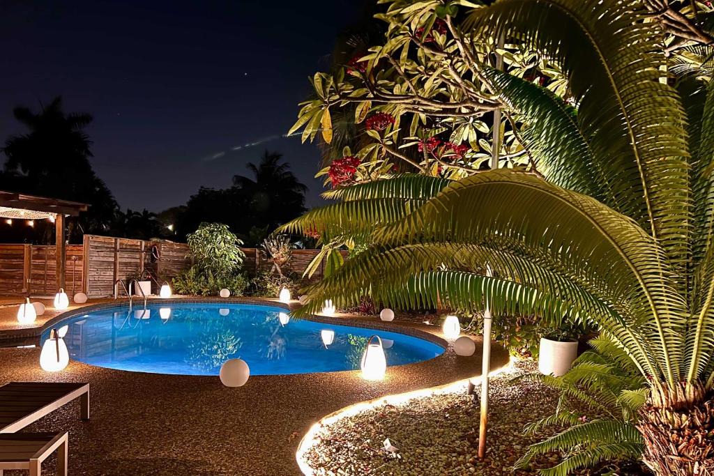 South Corals House | 2 Mi to Beach! Oakland Park Home w/Outdoor Oasis