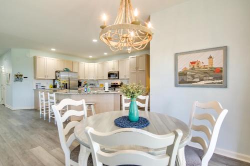 Ocean View House | 2 Mi to Beach: Ocean View Oasis w/Resort Access!