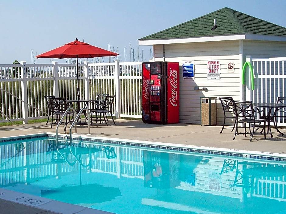 Kent Narrows Hotel | 2-Star Hotel ∙ Holiday Inn Express Annapolis East-Kent Island, an IHG Hotel