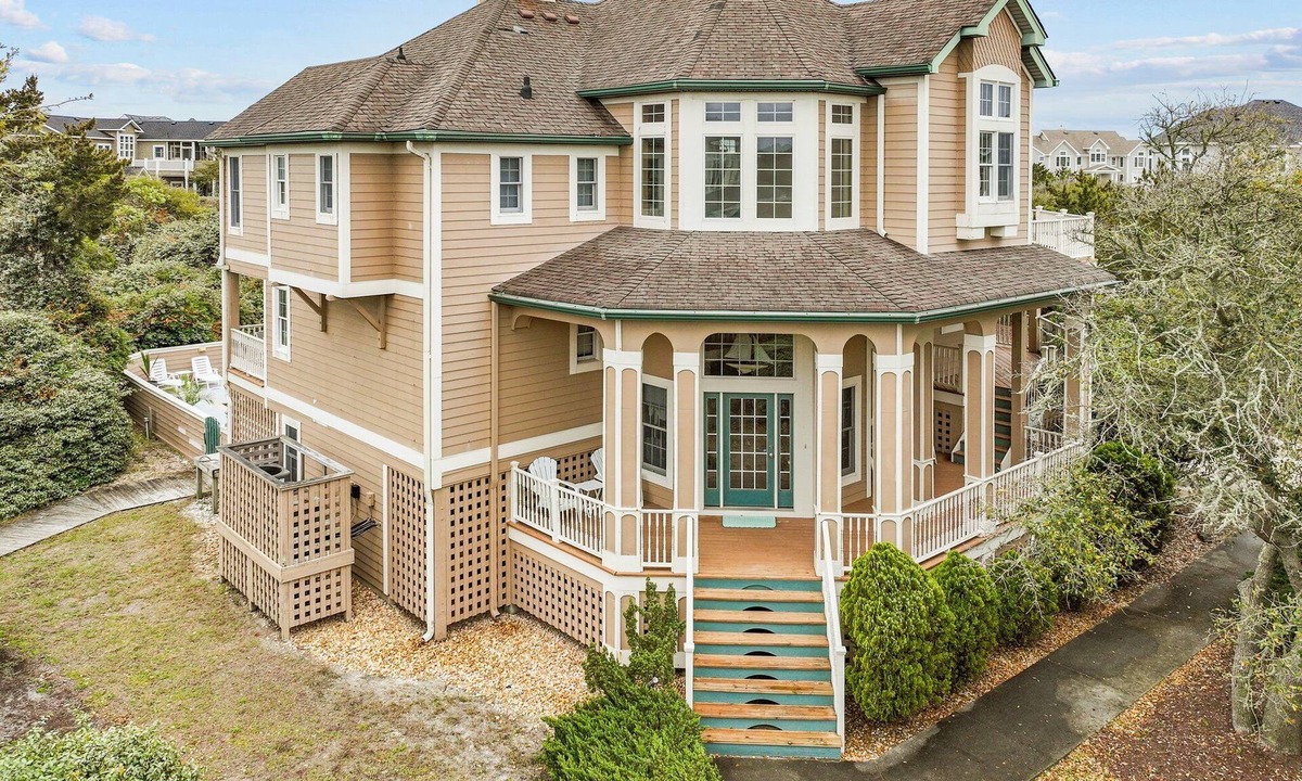 Pine Island House | 2303 - Spare Time - Corolla Retreat w/Pool, Hot Tub & Game Room