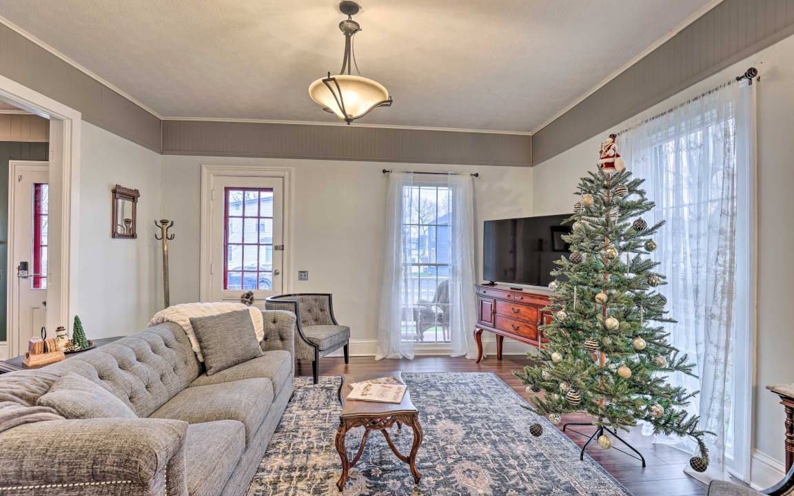 Penn Yan House | 234 m² House ∙ 4 bedrooms ∙ 8 guests