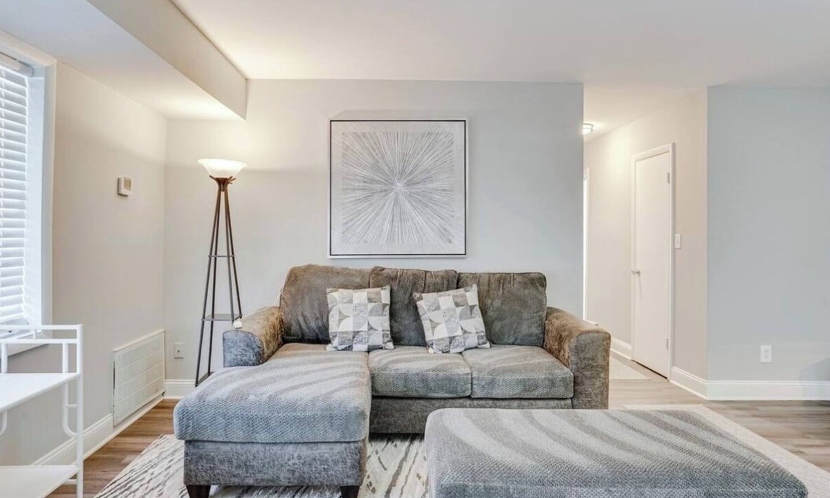Belle Haven Apartment | 2BR Near Old Town & MGM First-Level Unit