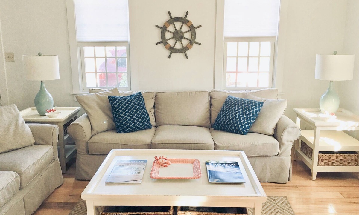 West of Town House | 3 Bedroom/2 Bath Home on Bike Path