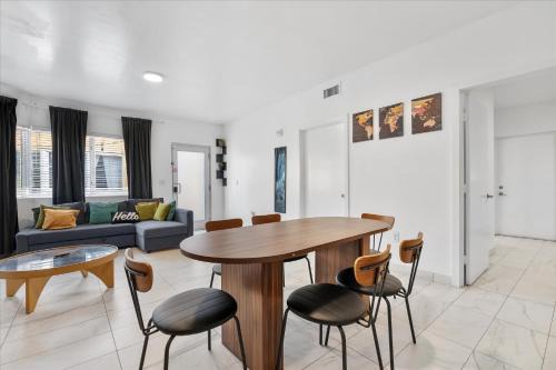 North Beach Apartment | 3 Bedroom 3 Bathroom Miami Beach Apartment