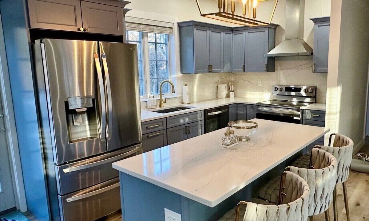 East Dennis House | 3-bedroom house in charming Dennis minutes to Corporation Beach. Relax & unwind.