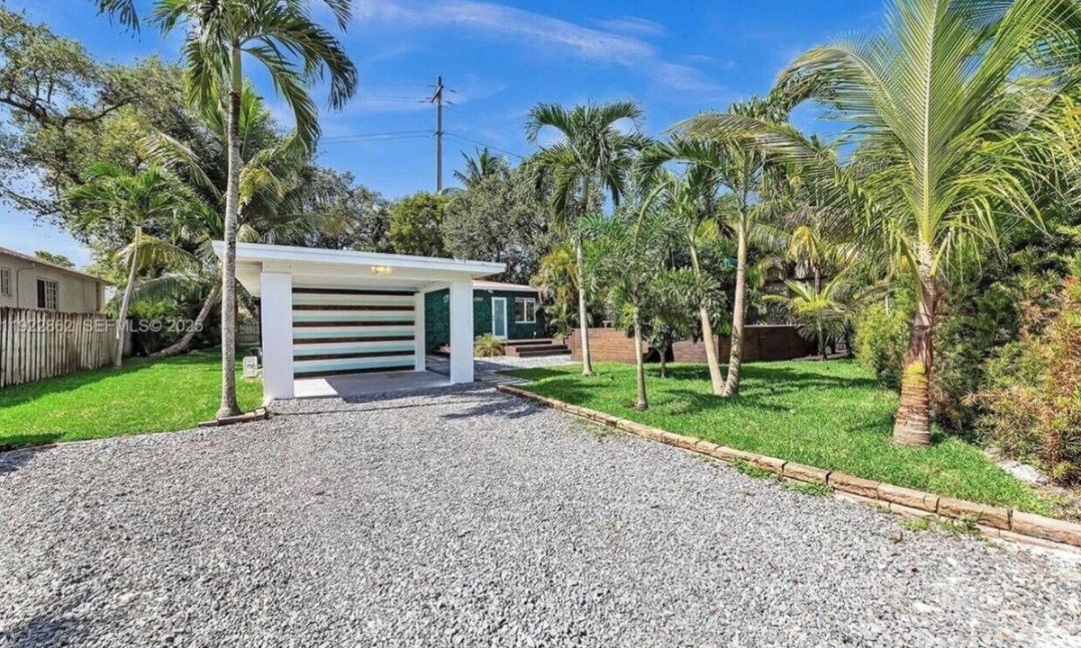 Riverside Park House | 3-bedroom house in lovely Fort Lauderdale with AC