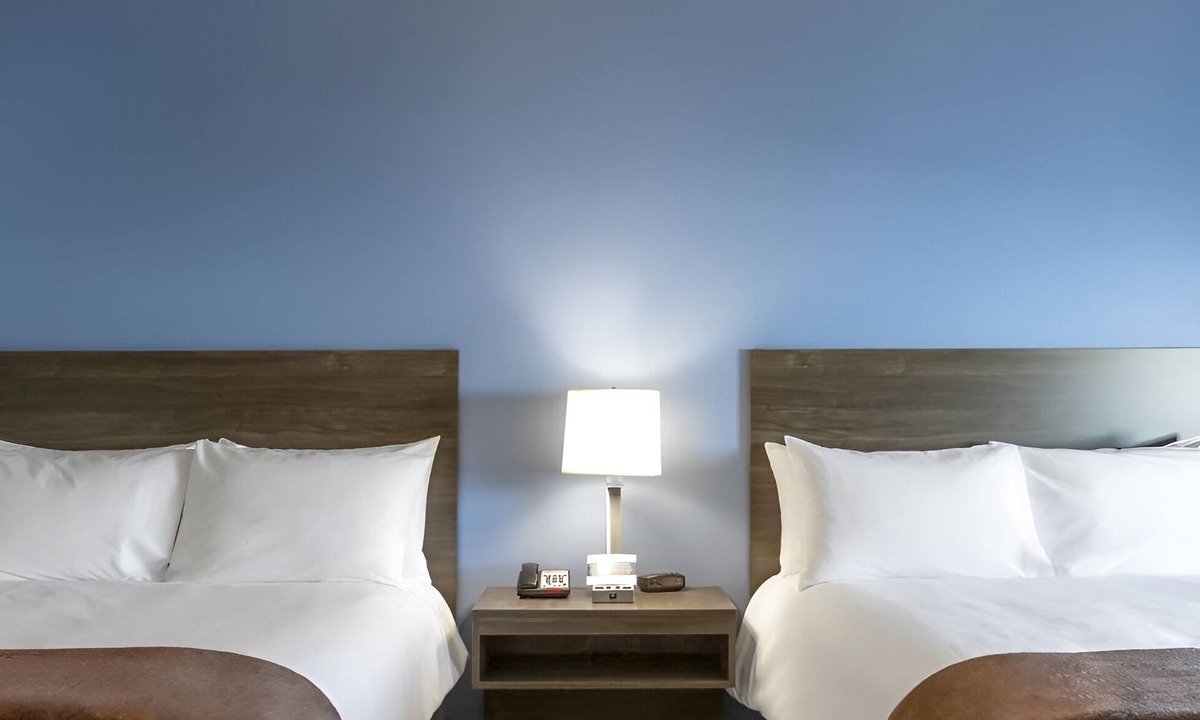 Dahlgren Hotel | 3 Spacious Rooms with Full Kitchen & Outdoor Grill + Convenient Location