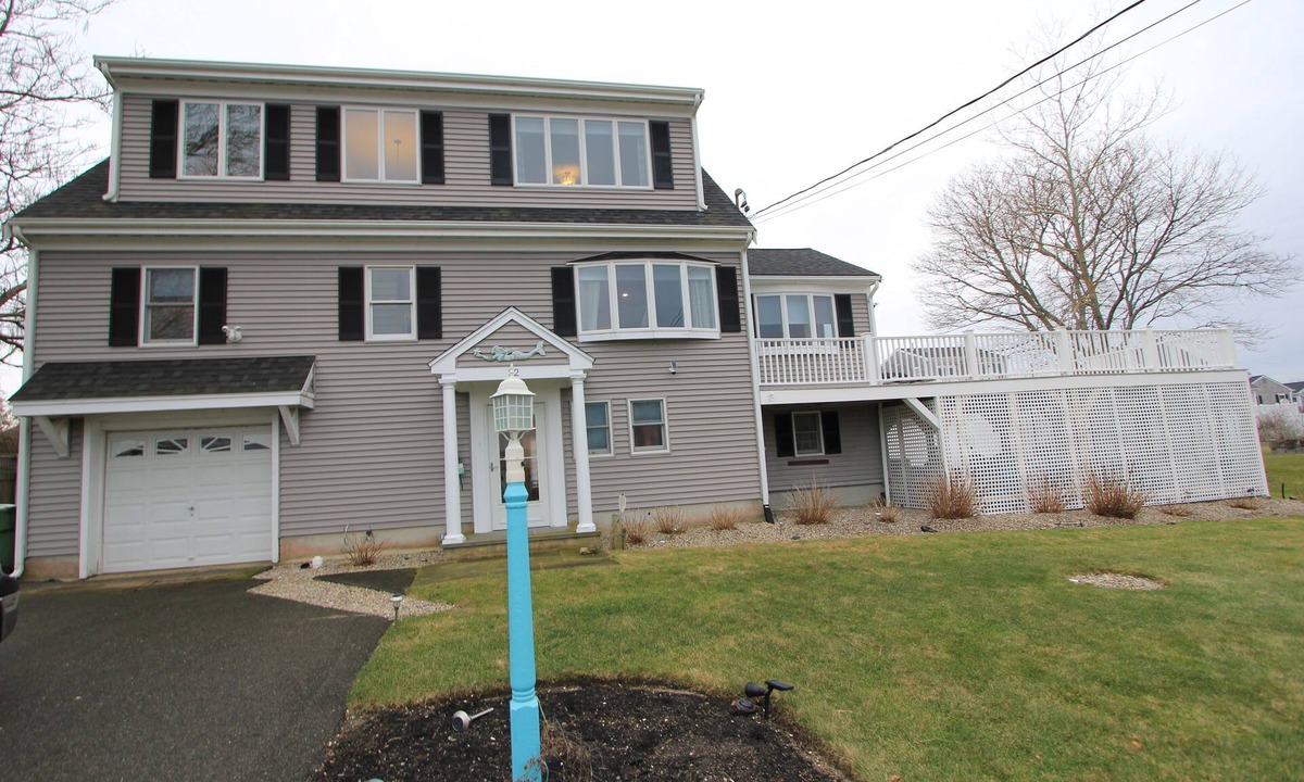 Sandwich House | 32 Tupper Ave- Modern home, .3 miles to the beach, water views, central location