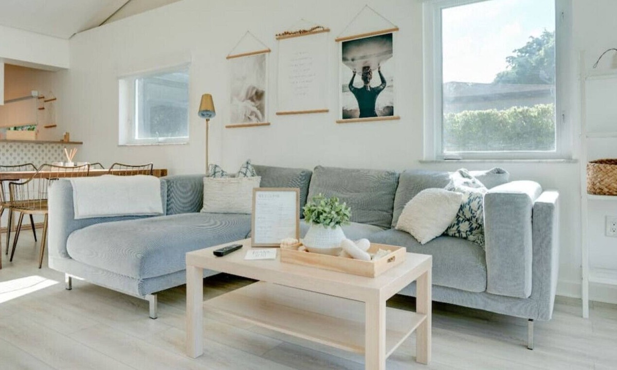 North Miami House | 3BR Beach House w/ Large Backyard+Patio&2 king bed