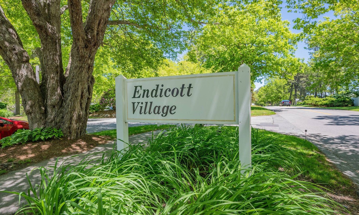 Brewster Condo | 3BR3BA Centrally Located Ocean Edge Lower Level Endicott Unit, Minutes to Pools & CC Rail Trail!