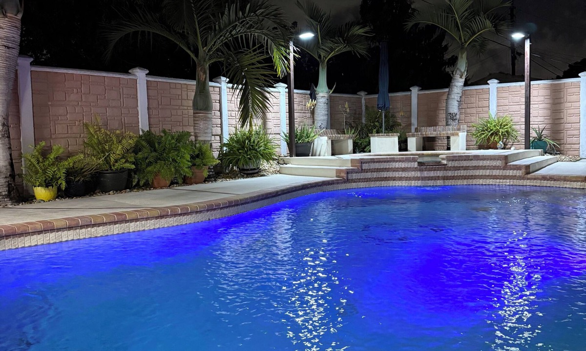 Boulevard Heights House | 4/2 Hollywood Retreat with Beautiful Pool - Minutes to Casino & Beach
