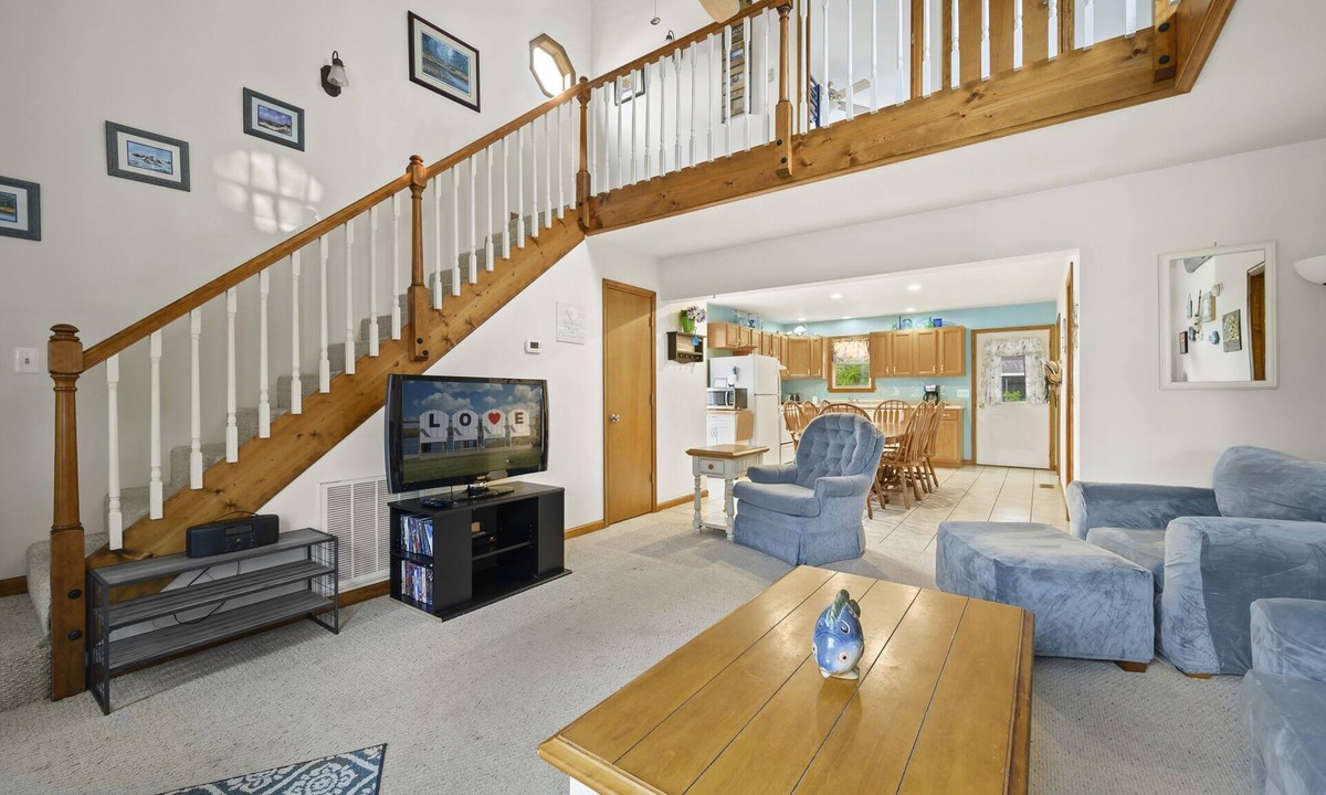 Chincoteague House | 4 bedroom beach house minutes from the beach by Seaside Vacations & Sales
