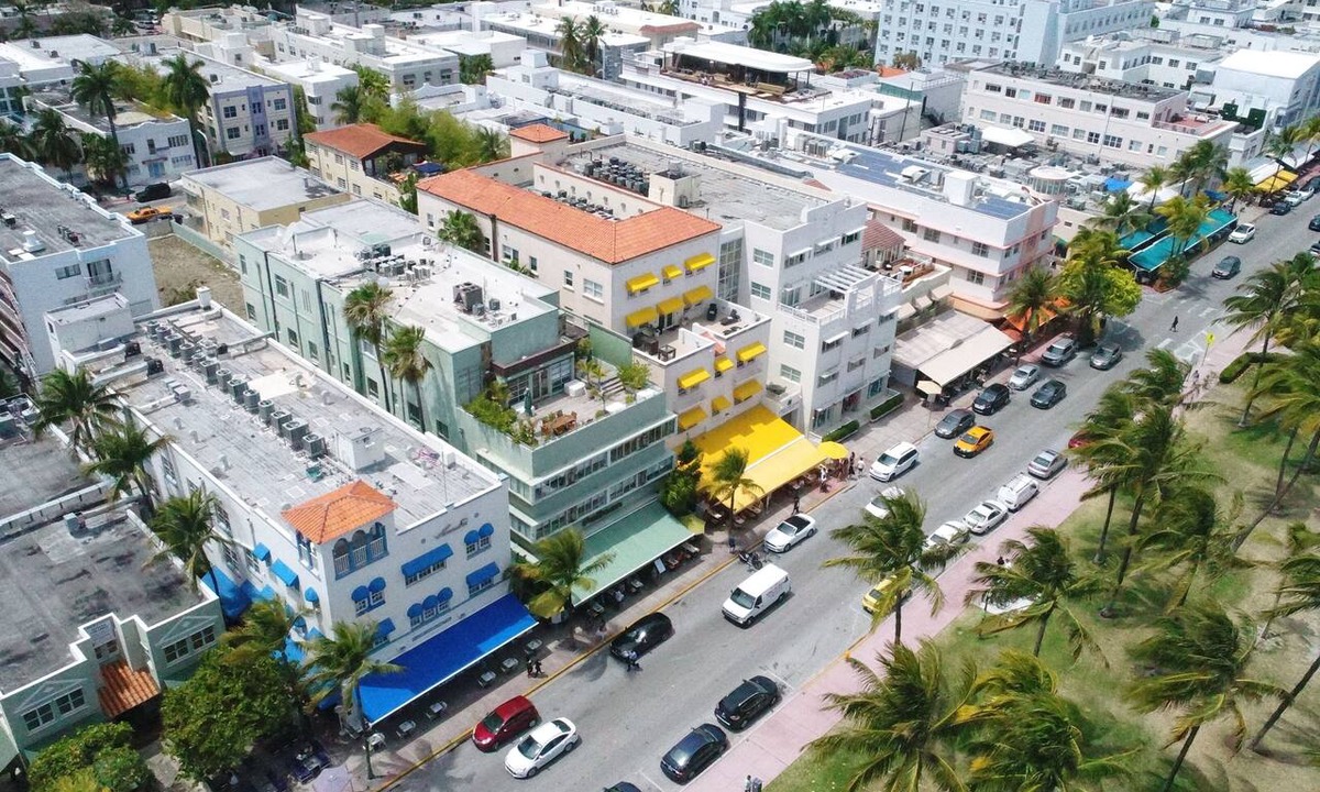 South Beach Condo | 4 RM on Beach SoBeSuites by AmericanVacationLiving