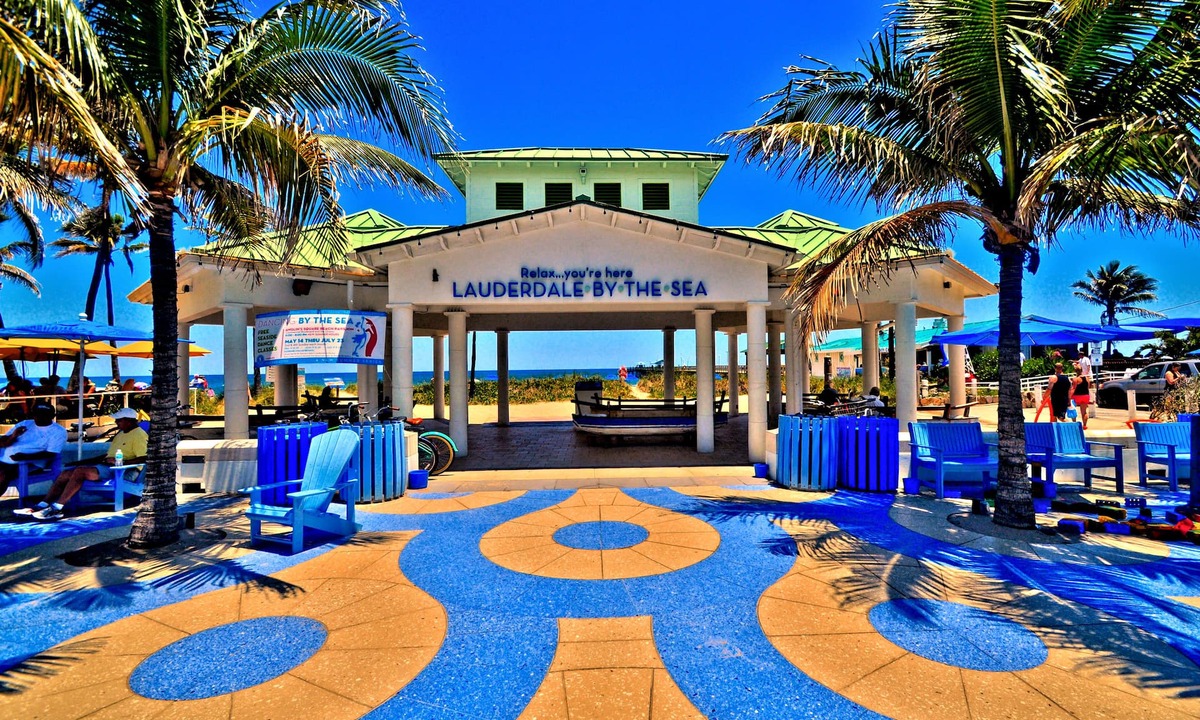 Fort Lauderdale House | 4 U 2 Relax Inn-book 30+ days for a nice discount!