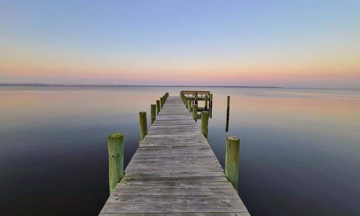 Nags Head House | 419 Large Private Pier and Gorgeous Water Views