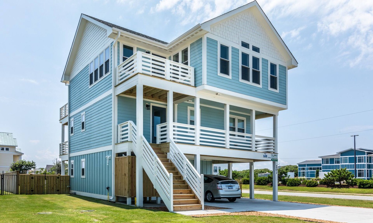 Kitty Hawk House | 4746- Sandy Feet Retreat - Oceanside Kitty Hawk Retreat w/Pool