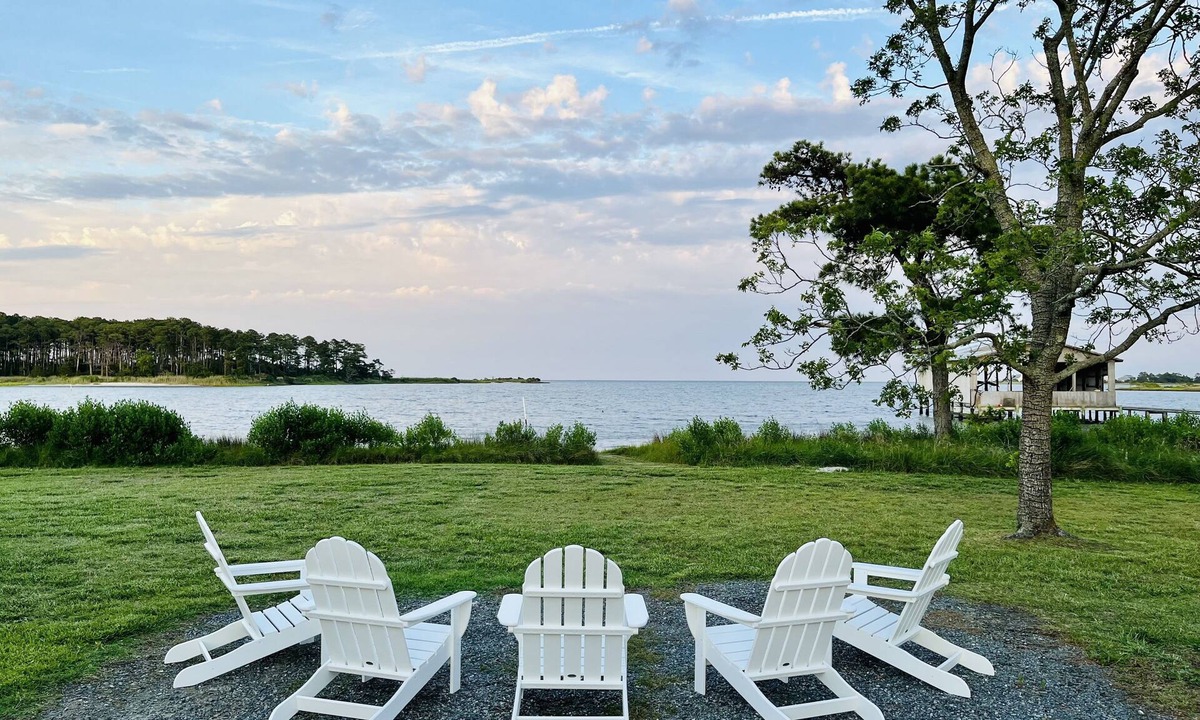 Bavon House | 5 star Bayfront with 4 BR and 2 full bathrooms - room for multiple families
