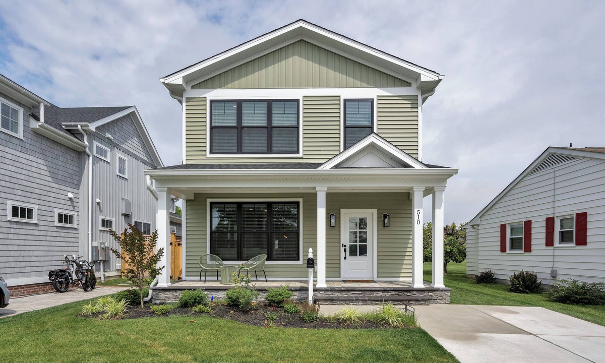 Lewes House | 510 duPont Avenue - Brand New House In-Town Lewes!