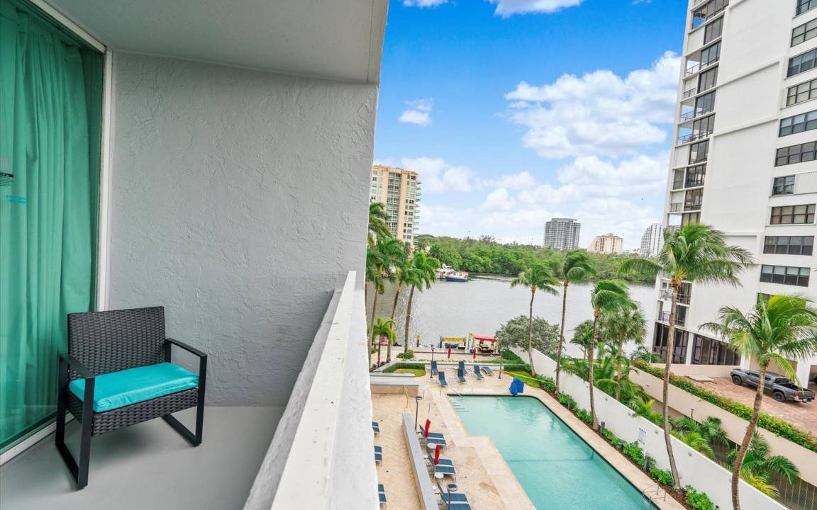 East Fort Lauderdale Condo | 56 m² Condo ∙ 1 bedroom ∙ 4 guests