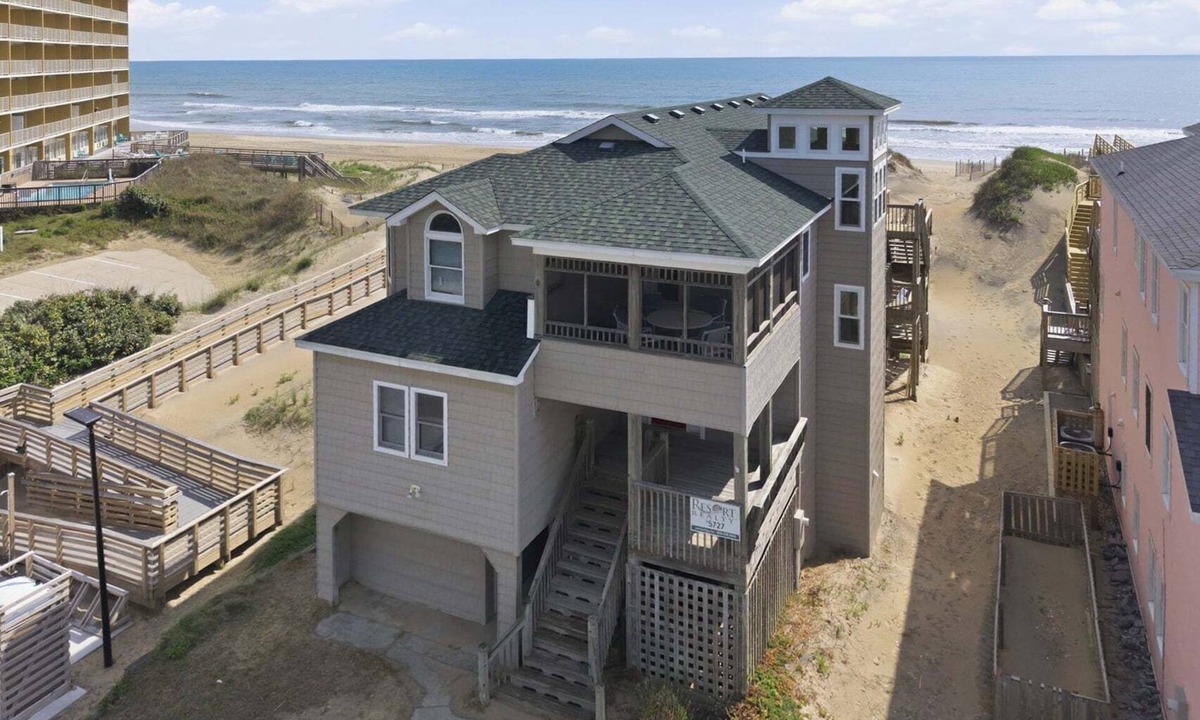 South Nags Head House | 5727- Whalebone Station - South Nags Head Oceanfront Escape Sleeps 18