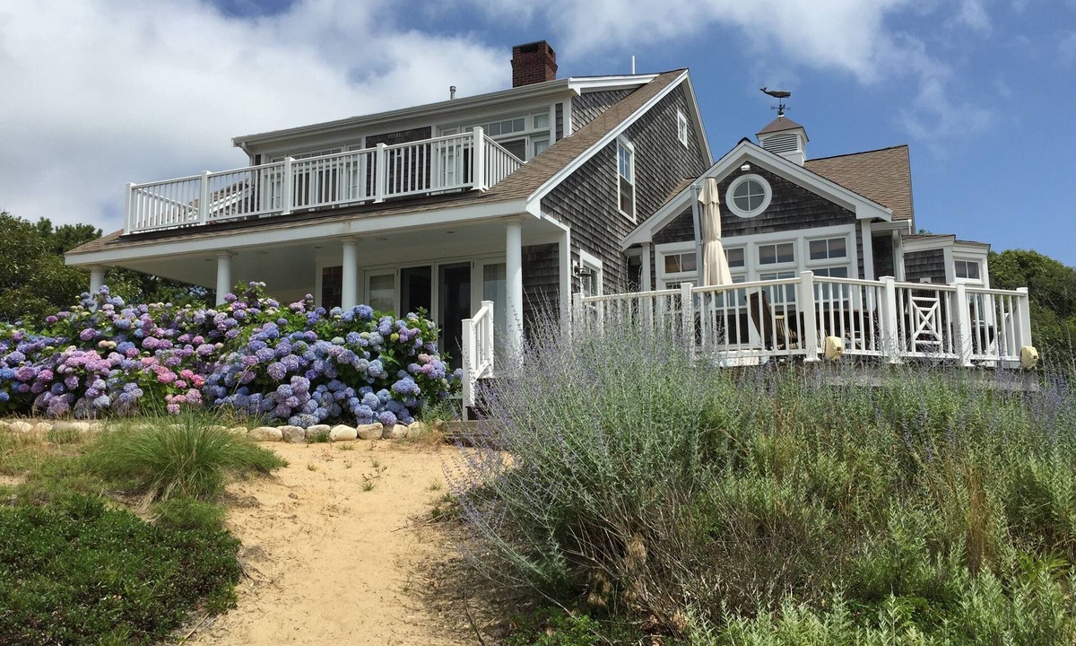 North Eastham House | 600 Feet to Private Association Cape Cod Bay Beach (2266)