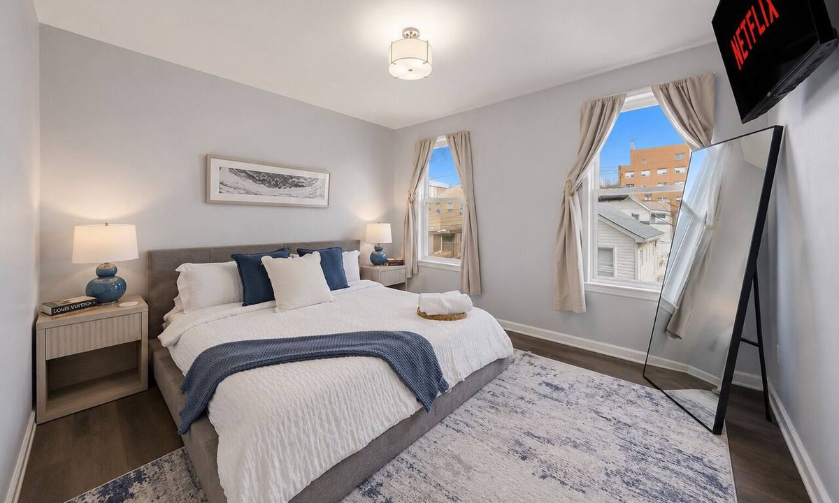Constable Hook House | 6BD Convenient Stay Close to NYC & Met Life FIFA