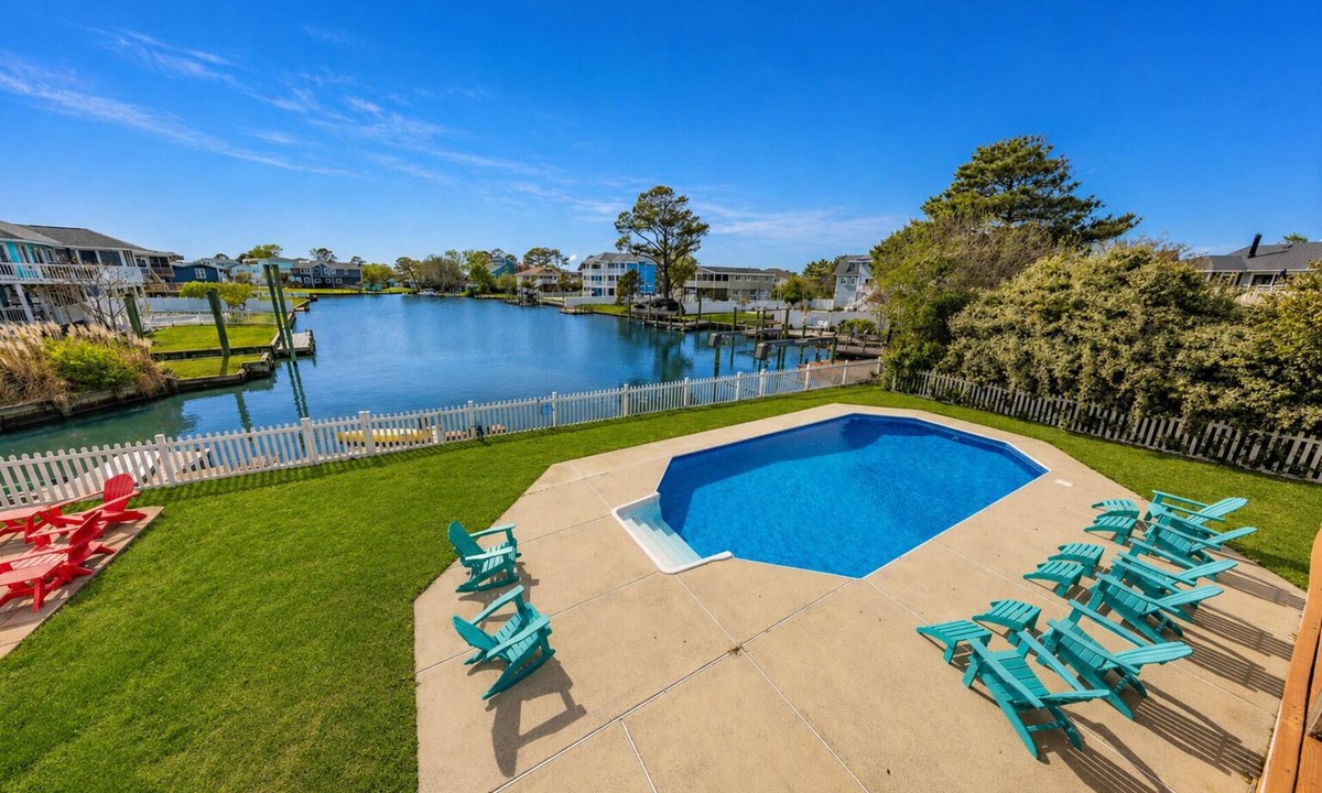 Sandbridge House | 7BR Bayfront|Pool, Hot Tub|EV|3 Kings|Sleeps 19