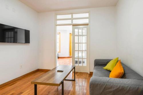 West Bronx House | 9Away in The Bronx