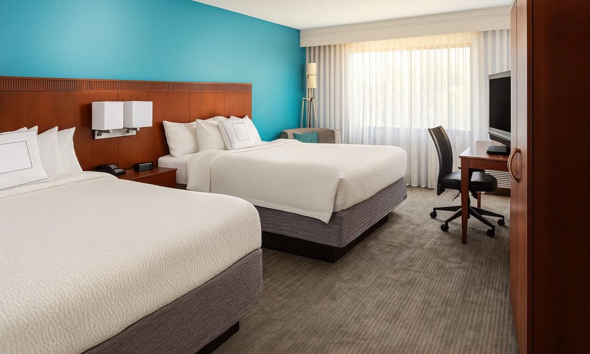 Boca Raton Hotel | A Place You'll Surely Enjoy! 4 Relaxing Units, Short Drive to Boca Tierra Park