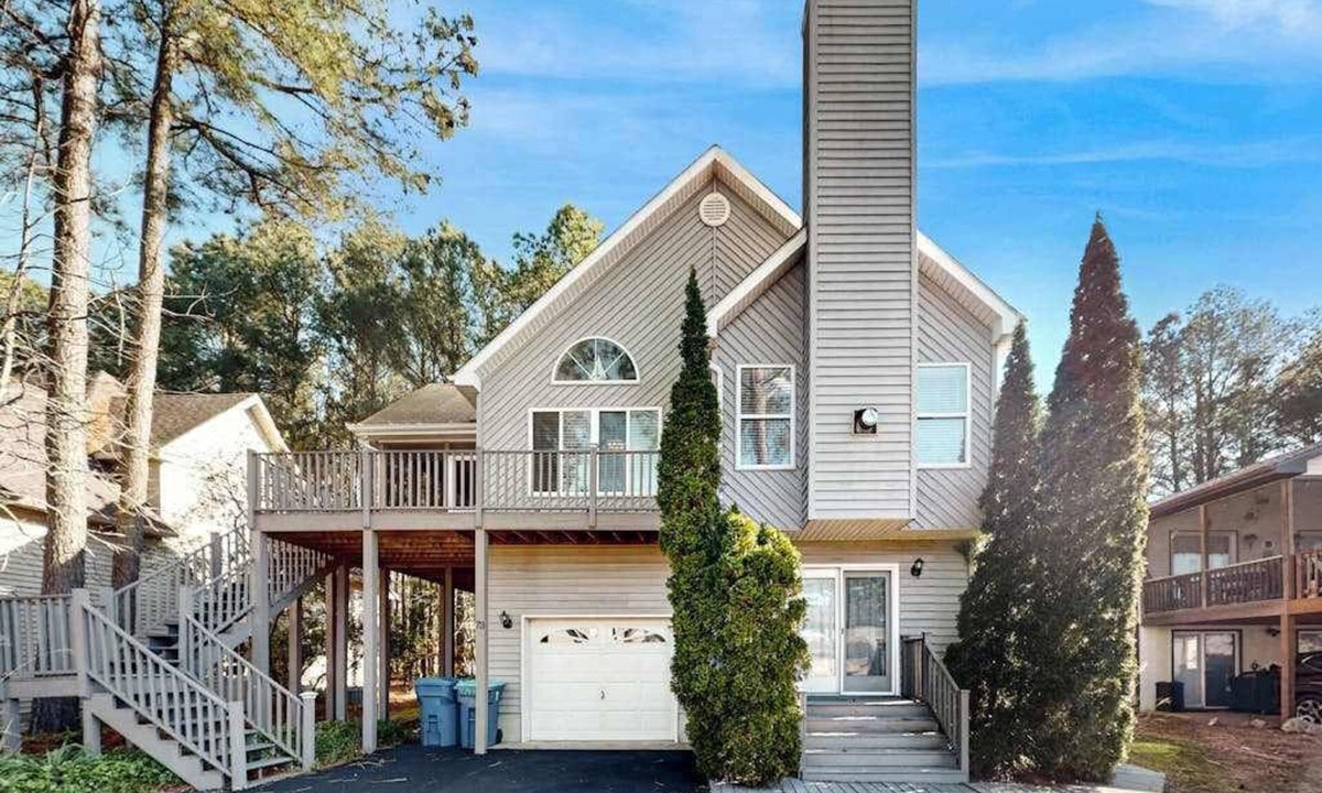 Ocean Pines House | A Watertown Getaway
