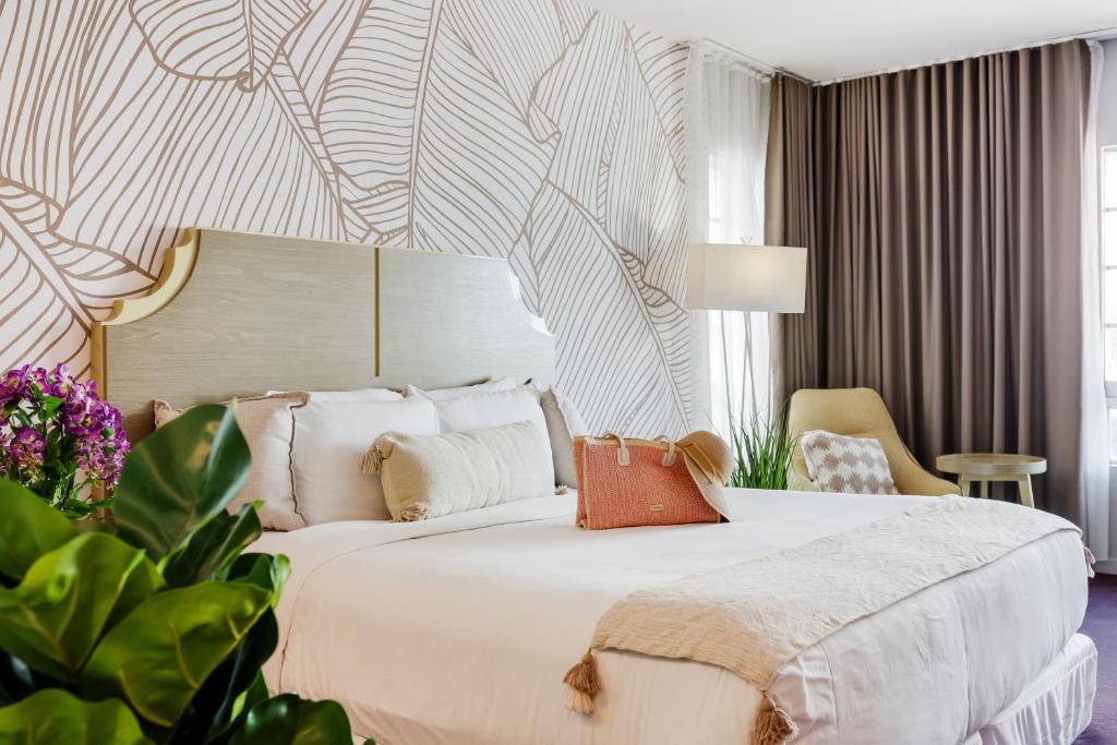 Mid Beach Apartment | Alamo Hotel
