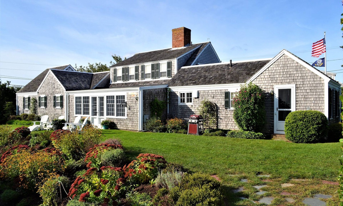 Chatham House | Amazing Location Chatham/walk to Town Beaches and CBI