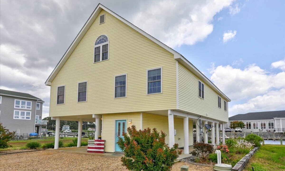 Captain's Cove House | Anchors Away by Seaside Vacations & Sales