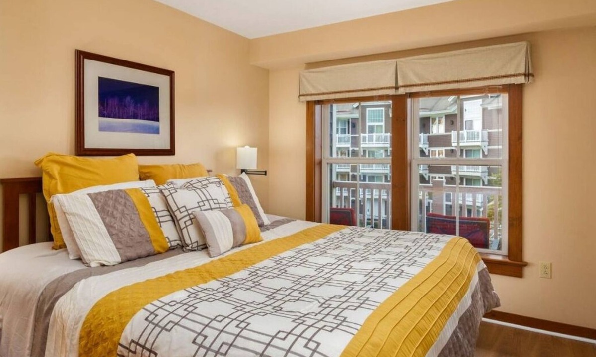 Edray Condo | AS 339: Pool-View Balcony | Ski-In/Out | 5-Star Rated | Sleeps 5