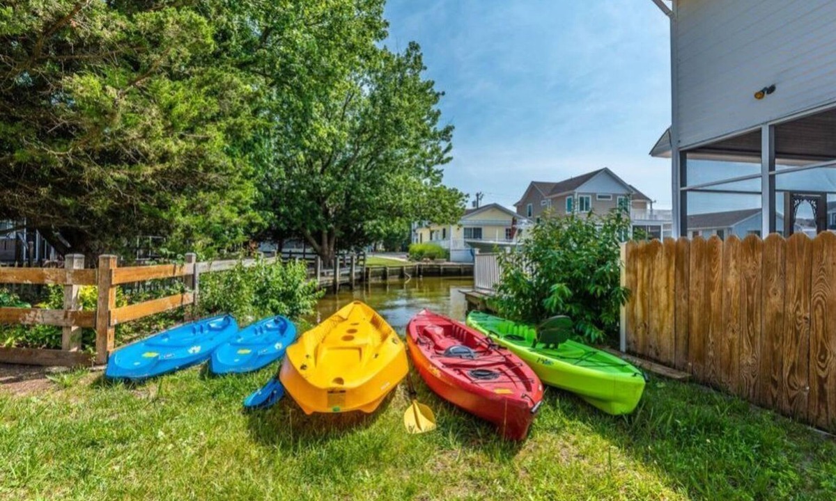 Edgewater Acres House | August Availability - Bayside, Pet Friendly!